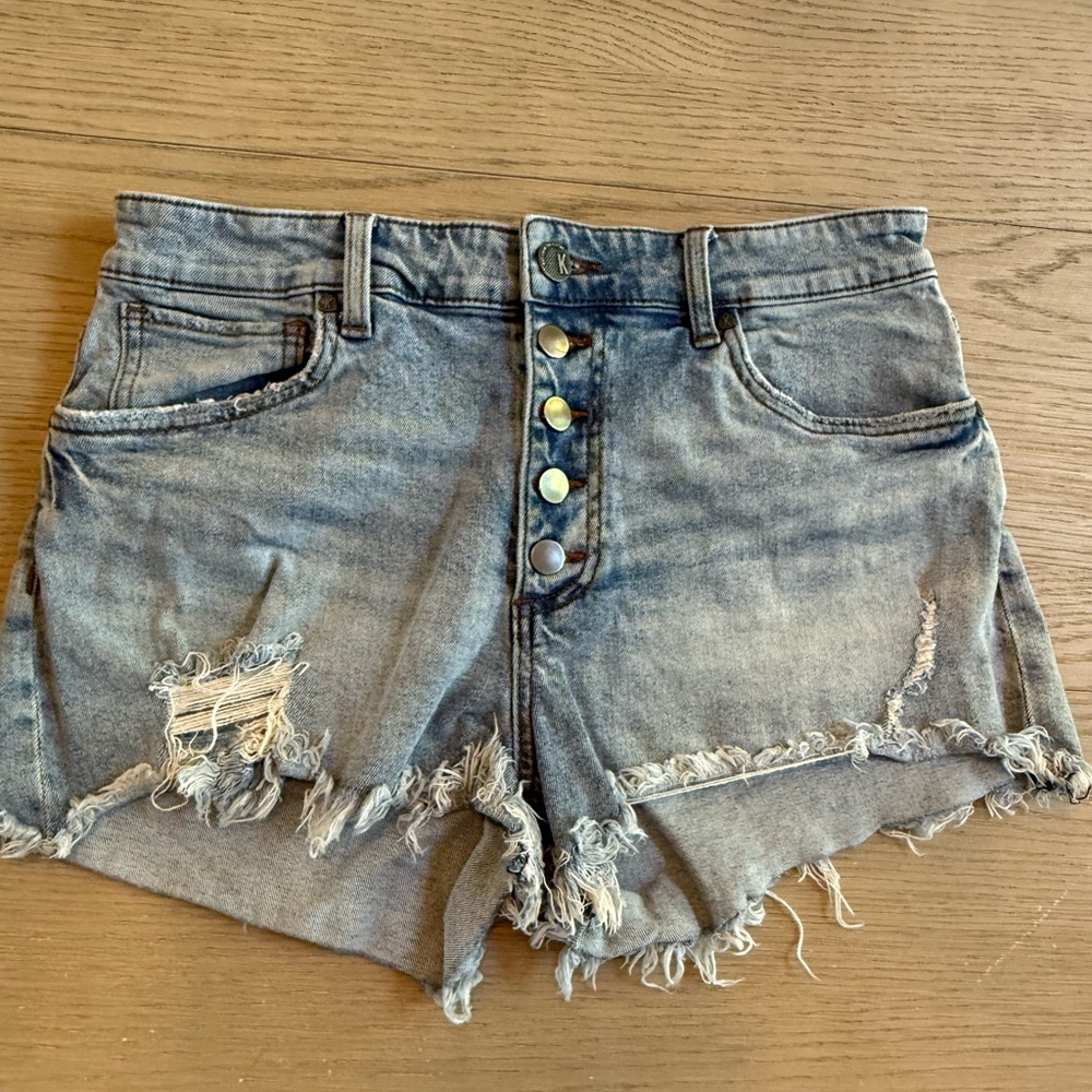 KUT denim Jane high rise distressed button up 3 inch shorts 8 - Picture 1 of 9